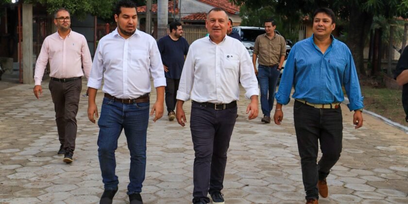 Inauguran más de 3.500 m² de adoquinado en los barrios San Roque y San Lorenzo de Pilar
