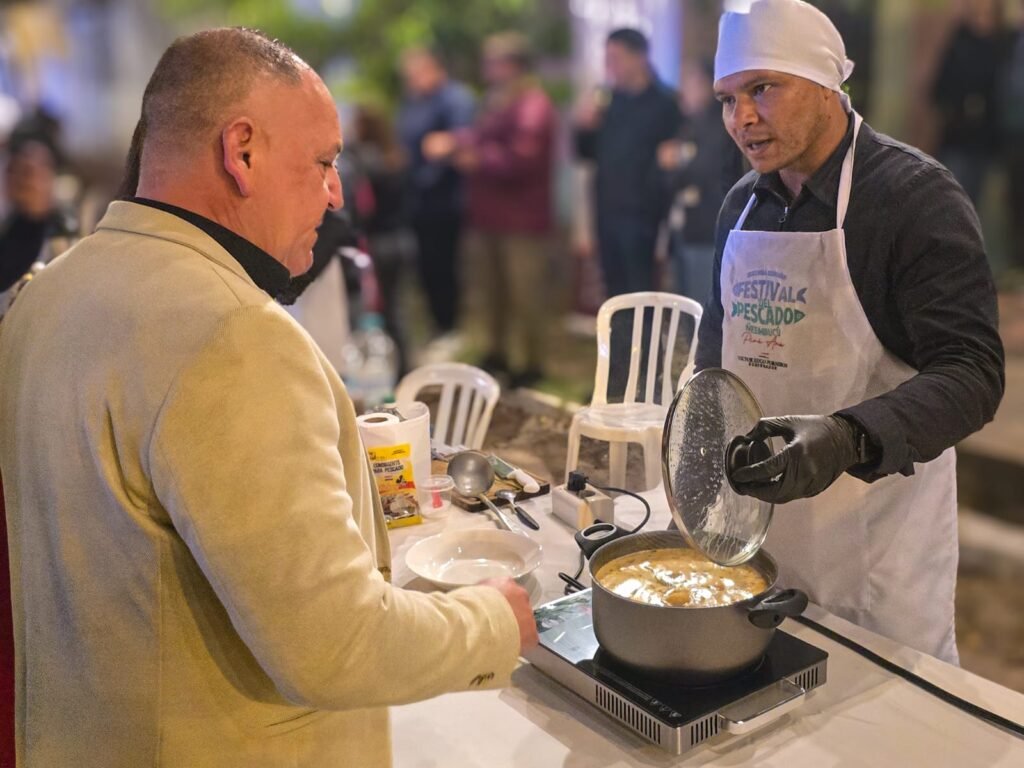 Pilar celebra su identidad ribereña en el exitoso Festival Nacional del Pescado – Pira Ára