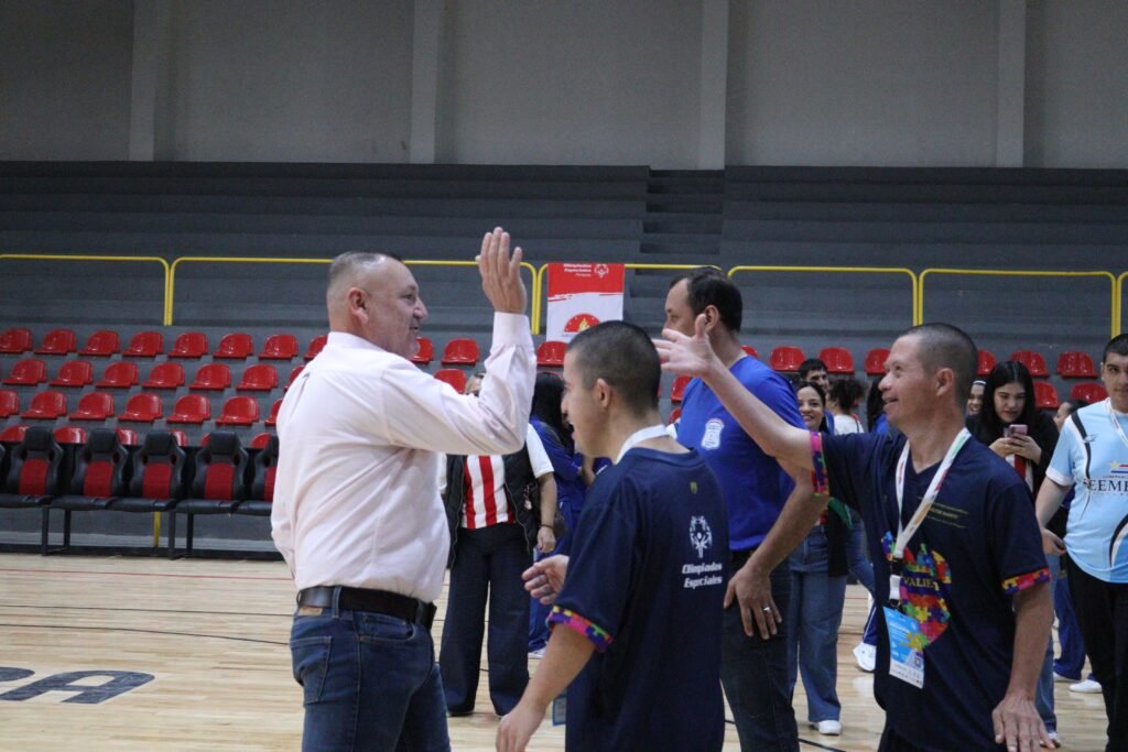 Emocionante apertura de las Olimpiadas Especiales Regionales Ñeembucú – Misiones 2025